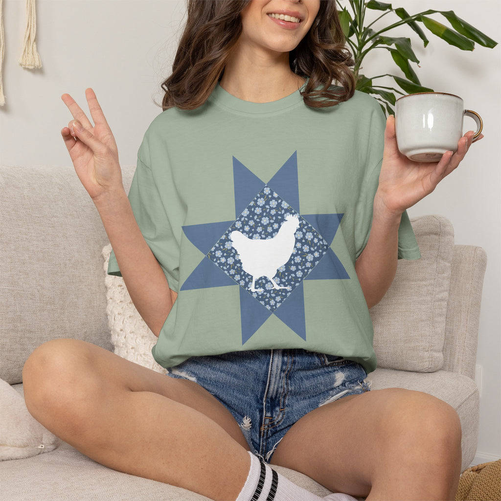 Chicken Quilt Star T‑Shirt — Farmhouse Hen Graphic Tee